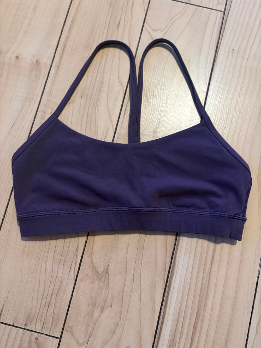 NWOT lululemon athletica Flow Y Sports Bra - Picture 2 of 3
